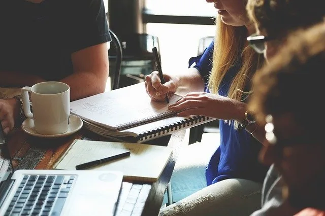 Nowoczesny portal z ogłoszeniami o pracę: Jak skutecznie szukać zatrudnienia i rekrutować pracowników